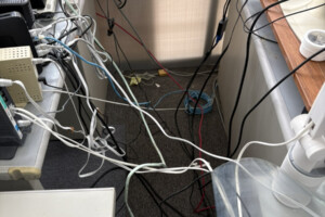 デスクトップPC納品と配線