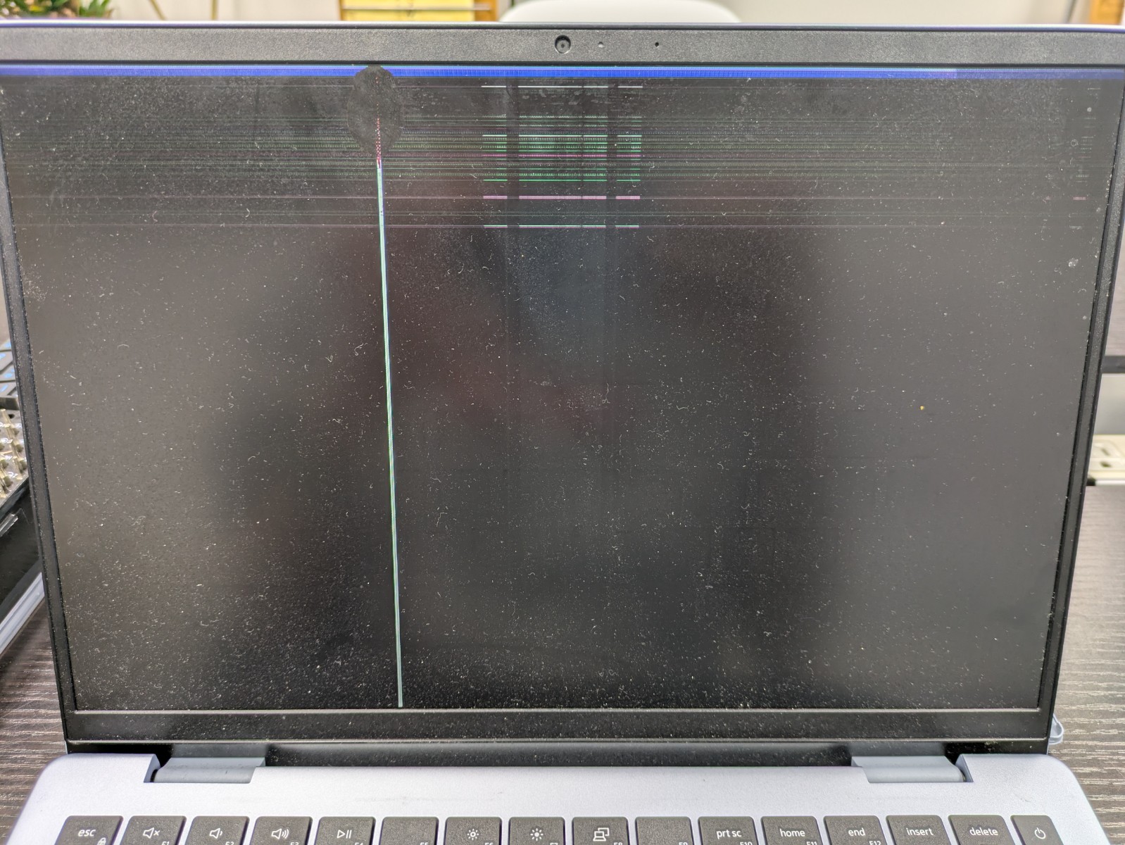 ノートPCの液晶交換